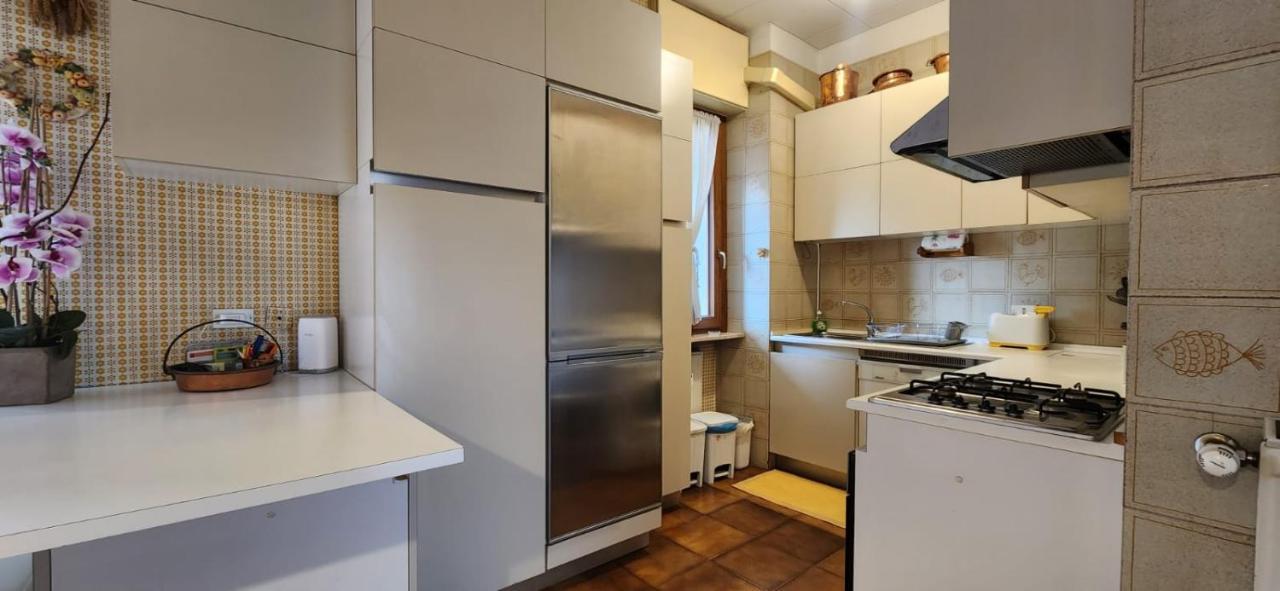 Sunflower House Alessandria Esterno foto